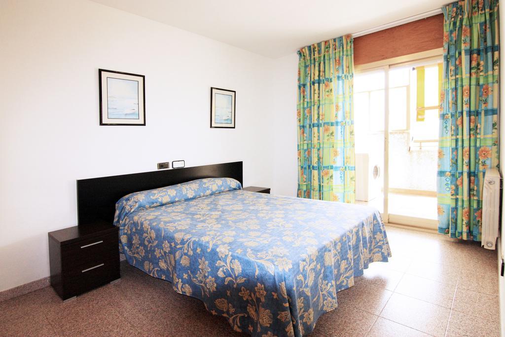 Apartamentos Indasol Salou Exterior foto